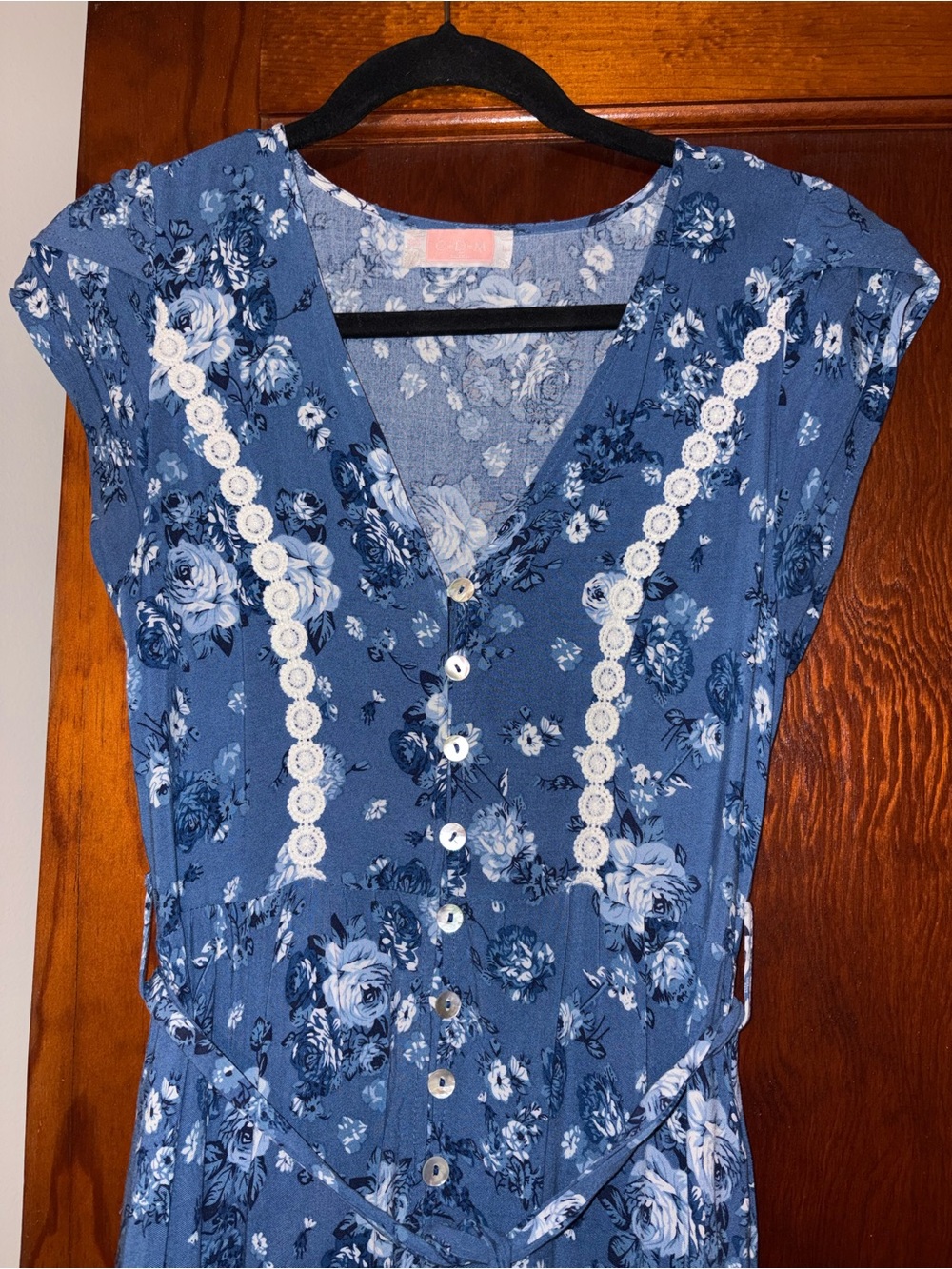 Blue Floral Maxi Dress with Lace Accents - Picture 2 of 3